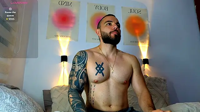 Isaac Carter online show from March 2025 10:41:02 AM