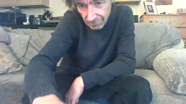 Snapshot of Grower_and_shower chatting on September 2025 11:21:01 PM Grower and shower online show from September 2025 11:21:01 PM