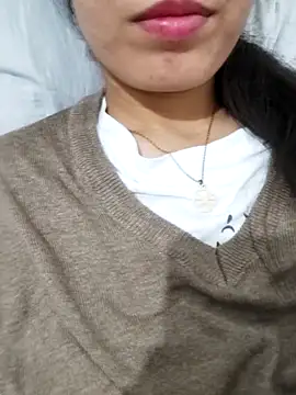 Snapshot of saraaxx1 chatting on February 2026 03:40:02 PM saraaxx1 online show from February 2026 03:40:02 PM