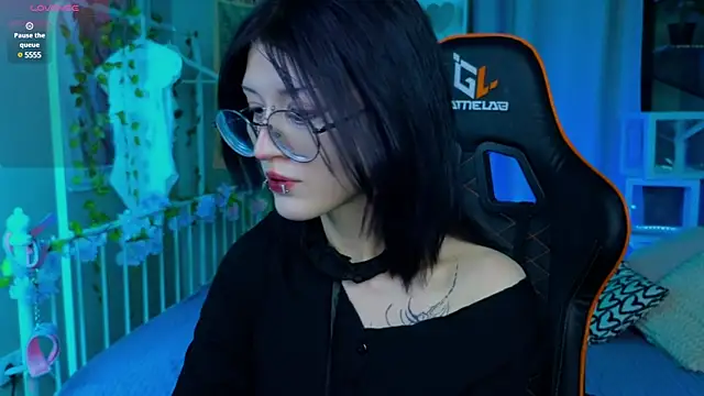 Setsunai  online show from March 2025 10:41:02 PM