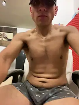 Snapshot of Feendy17 chatting on February 2026 10:03:02 AM Feendy17 online show from February 2026 10:03:02 AM