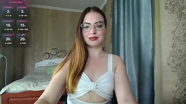 Snapshot of Leila_Kissyu chatting on May 2026 10:32:01 AM Leila Kissyu online show from May 2026 10:32:01 AM