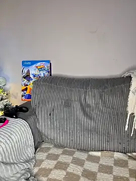 Saucy-Serenity online show from November 2025 09:19:01 PM