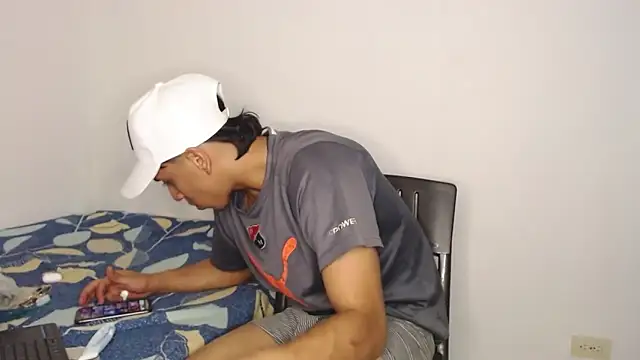 Monkey uchiha777 online show from November 2025 01:50:02 AM