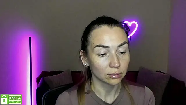 Kiss julli88I online show from March 2025 04:02:01 PM