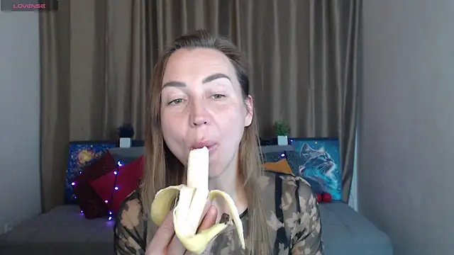 Kiss julli88I online show from March 2025 09:35:01 PM