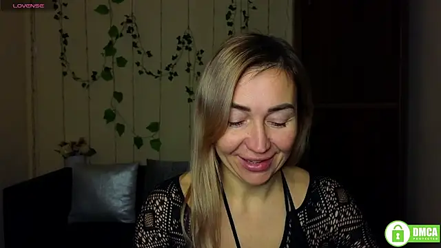 Kiss julli88I online show from January 2026 06:31:02 PM