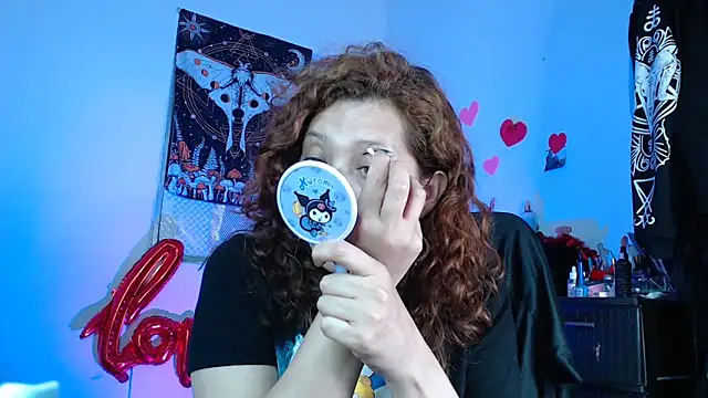 Luz delunaa online show from February 2026 12:11:02 AM