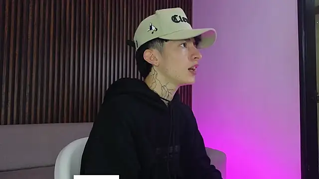 troy rouge online show from September 2025 07:24:02 PM