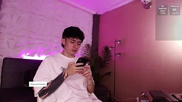 troy rouge online show from December 2025 07:30:02 PM