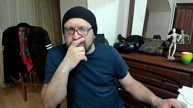 Grandor M online show from March 2025 05:59:02 PM