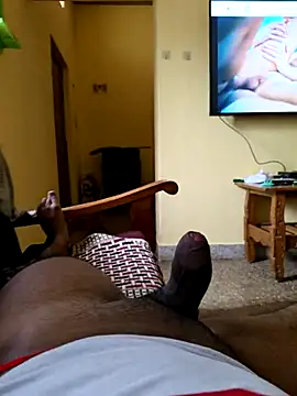 Snapshot of Zombiejack chatting on December 2025 07:35:01 AM Zombiejack online show from December 2025 07:35:01 AM