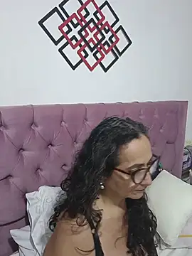 AlessandraLeroy online show from October 2025 02:12:01 AM