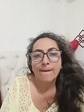 Snapshot of AlessandraLeroy chatting on July 2026 01:43:01 AM AlessandraLeroy online show from July 2026 01:43:01 AM