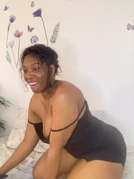 Nahomy gree online show from December 2025 08:16:02 PM