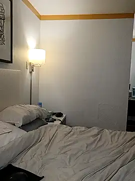 KITTYBOOBOOFUXX online show from October 2025 06:35:02 PM