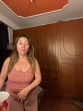 Snapshot of Luna-nevada chatting on February 2026 10:27:02 AM Luna-nevada online show from February 2026 10:27:02 AM