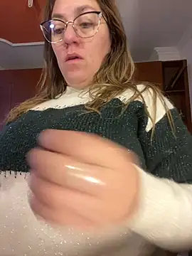 Luna-nevada online show from March 2026 12:11:01 PM