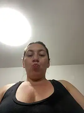 Snapshot of Luna-nevada chatting on May 2026 03:14:02 AM Luna-nevada online show from May 2026 03:14:02 AM