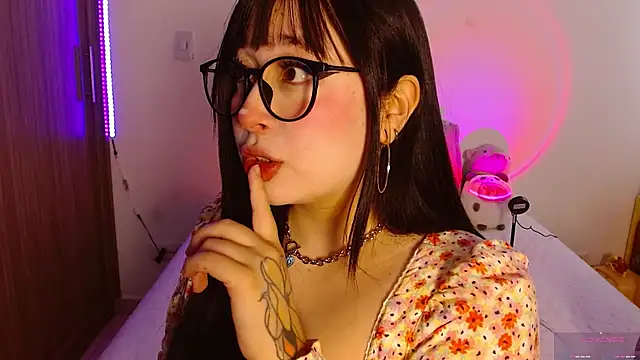 Oliviargf online show from March 2026 12:16:01 PM