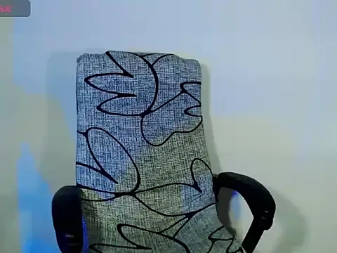 Snapshot of Hannah_Kiim chatting on September 2025 06:22:02 PM Hannah Kiim online show from September 2025 06:22:02 PM