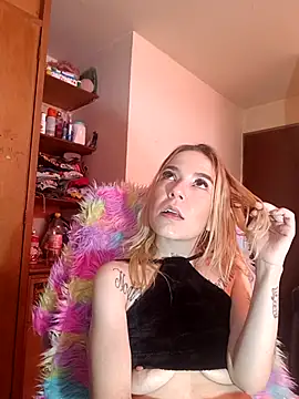 Snapshot of sara_crushx chatting on September 2025 03:06:02 PM sara crushx online show from September 2025 03:06:02 PM