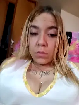 Snapshot of sara_crushx chatting on October 2025 07:47:02 PM sara crushx online show from October 2025 07:47:02 PM