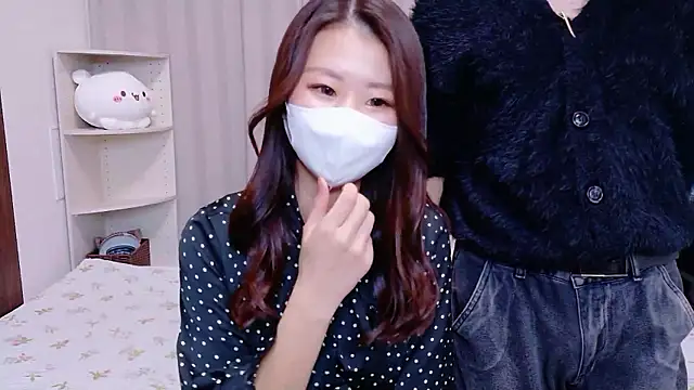 -COCOAtann- online show from September 2025 04:58:01 AM