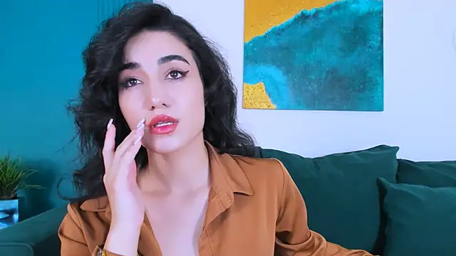 Maya Rogerss online show from November 2025 02:52:02 PM