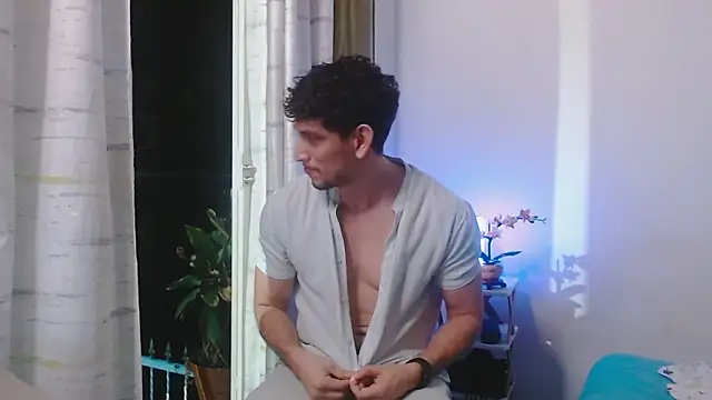 chicoinhibido online show from June 2026 04:21:01 AM