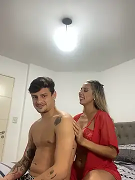 Snapshot of CarinaRose chatting on March 2025 01:37:01 AM CarinaRose online show from March 2025 01:37:01 AM