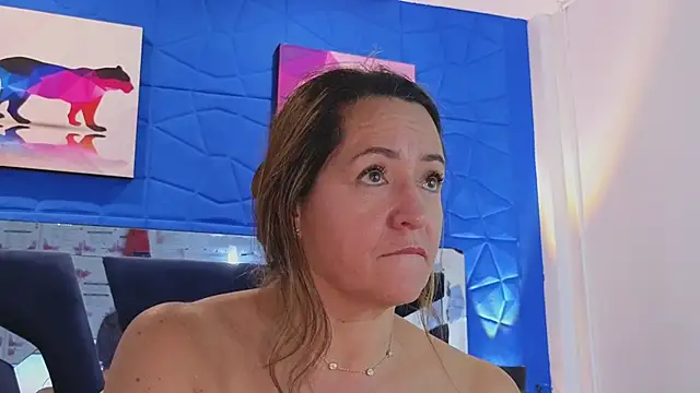 weet Evans    online show from March 2025 05:08:01 AM