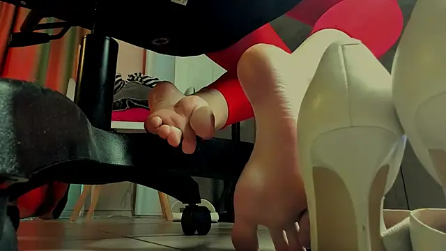 OlgaPetrova online show from September 2025 11:37:02 AM