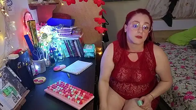 Snapshot of ValkaBlue chatting on February 2026 04:10:02 AM ValkaBlue online show from February 2026 04:10:02 AM