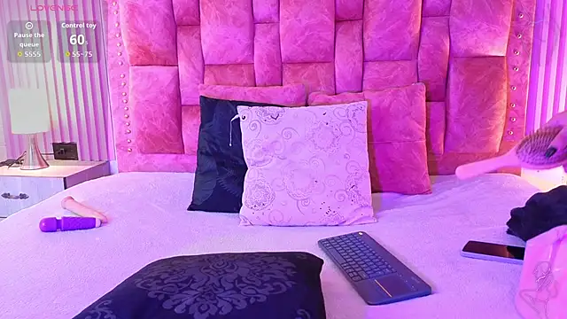 goldilockss15 online show from October 2025 03:15:02 AM