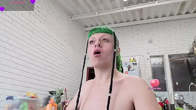 freyaa sorcerees online show from September 2025 02:39:02 PM