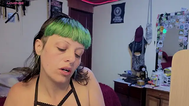 freyaa sorcerees online show from November 2025 02:44:02 AM