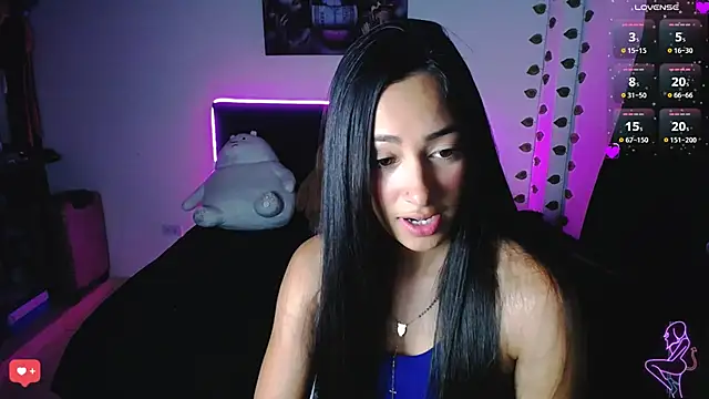 Snapshot of Vickysth chatting on March 2025 11:38:02 PM Vickysth online show from March 2025 11:38:02 PM