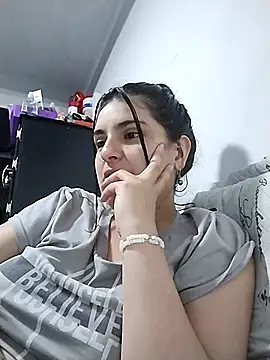 Seet Hanna online show from October 2025 04:35:01 AM