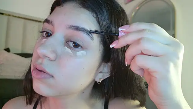Snapshot of eva_sin18 chatting on June 2026 11:31:02 PM eva sin18 online show from June 2026 11:31:02 PM
