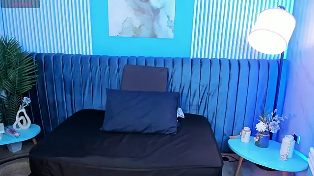 roxy hell online show from September 2025 07:25:02 PM