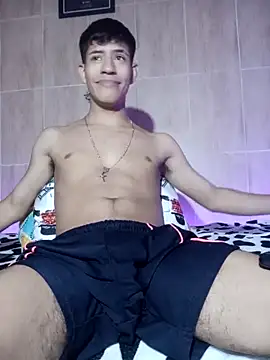 dareck 18 online show from February 2026 11:01:01 PM