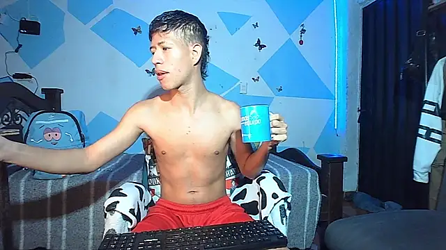 dareck 18 online show from June 2026 12:56:02 AM