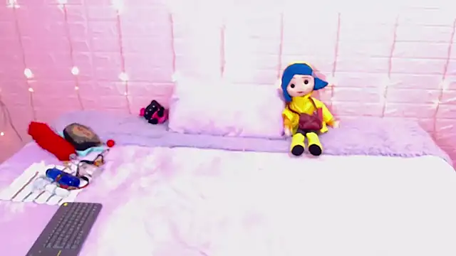 Snapshot of wet_valery chatting on February 2026 01:10:02 AM wet valery online show from February 2026 01:10:02 AM