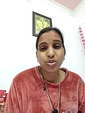 Snapshot of Hotty-Nidhi chatting on January 2026 03:05:02 PM Hotty-Nidhi online show from January 2026 03:05:02 PM