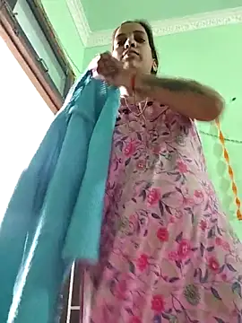 Snapshot of Hotty-Nidhi chatting on February 2026 03:24:01 AM Hotty-Nidhi online show from February 2026 03:24:01 AM