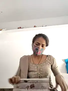 Snapshot of indiancute43 chatting on March 2025 06:58:02 AM indiancute43 online show from March 2025 06:58:02 AM