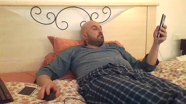 maxxxio12 online show from March 2025 05:43:02 PM