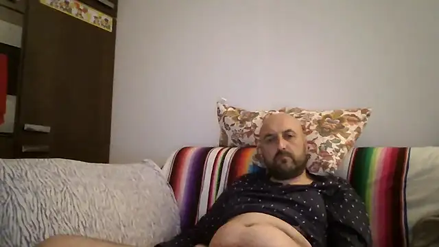 maxxxio12 online show from April 2026 09:39:33 PM