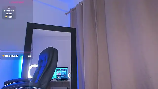 AshtonnSummer online show from March 2025 02:28:02 AM